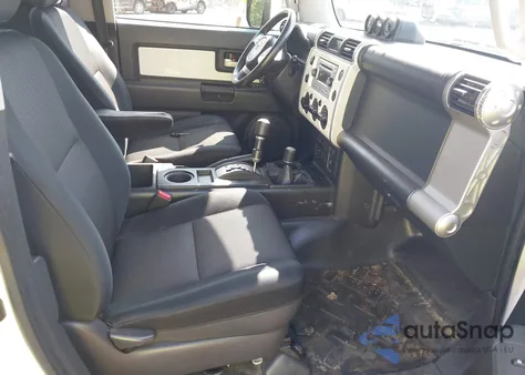 2012 Toyota Fj Cruiser z USA, uszkodzony, nr VIN JTEBU4BF4CK135430